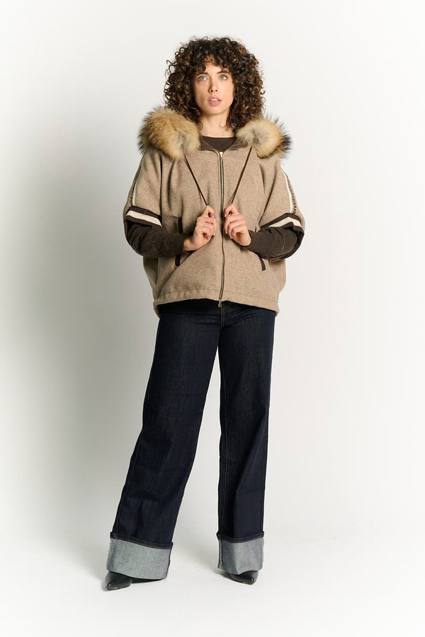 Marta Hazelnut Poncho donna Barone firenze