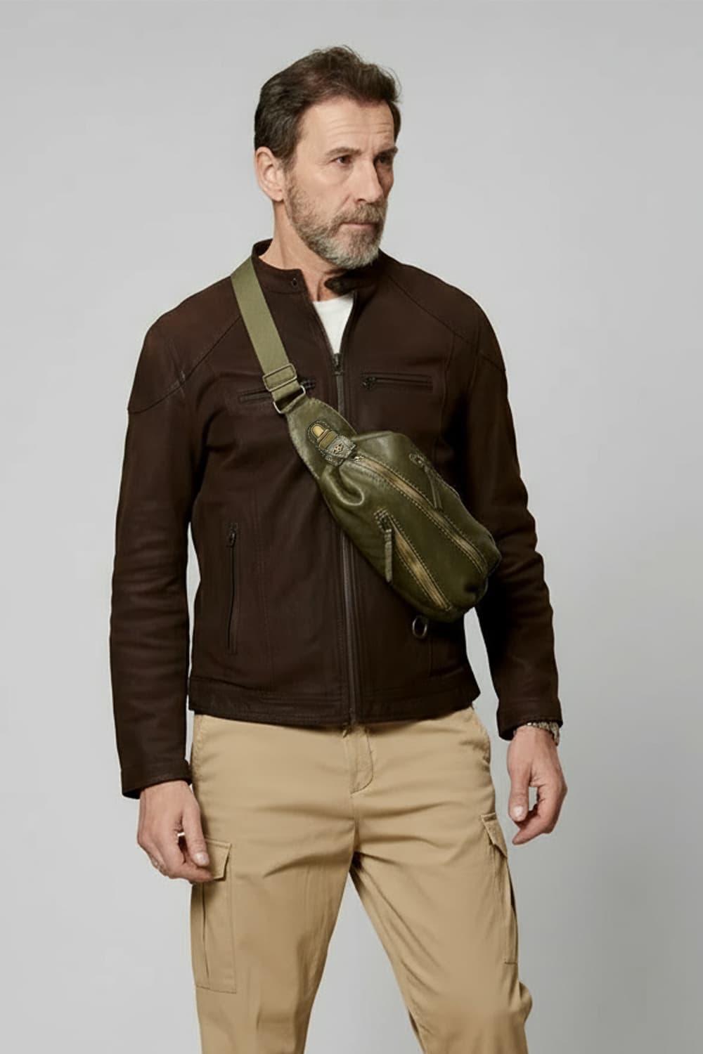 Certaldo Green Pouch man Barone firenze - 2