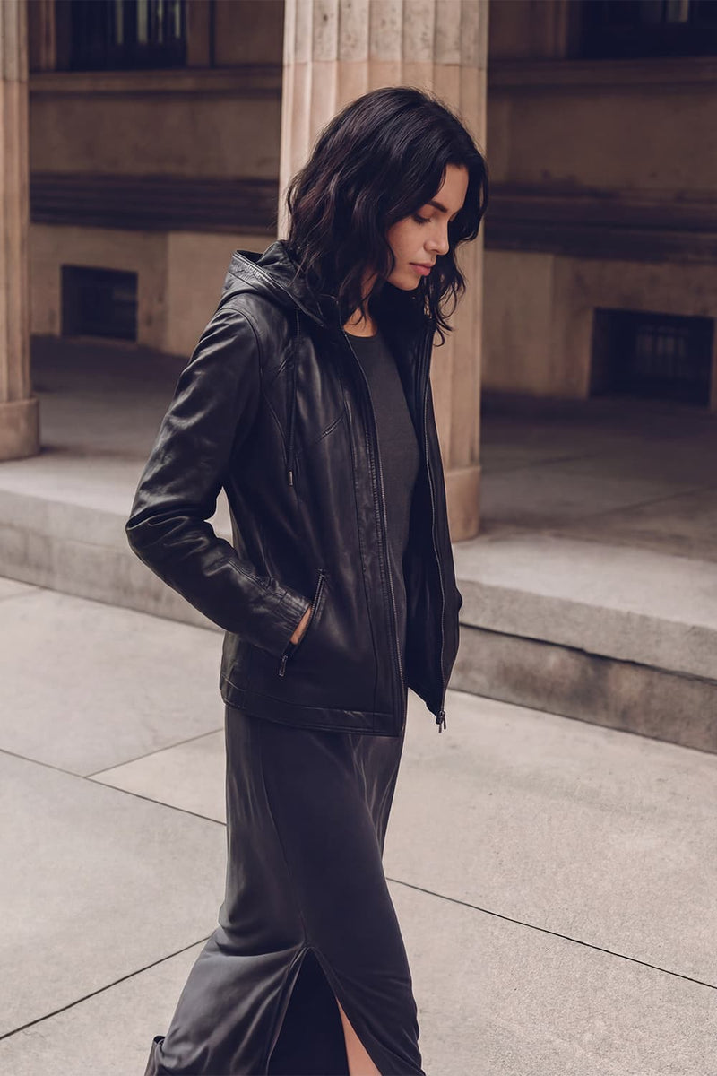 Sofia with Hood donna Barone firenze - 3