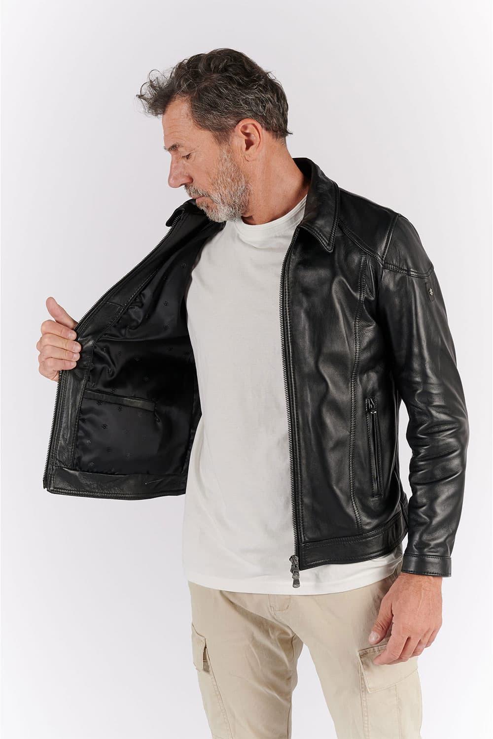 Elton Gold Collar Black man Barone firenze - 9